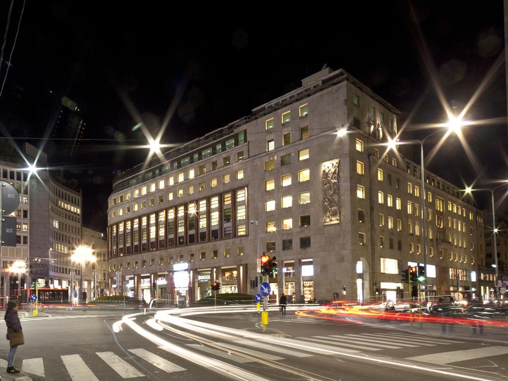 My Bed Montenapoleone Hotel Milan Exterior photo