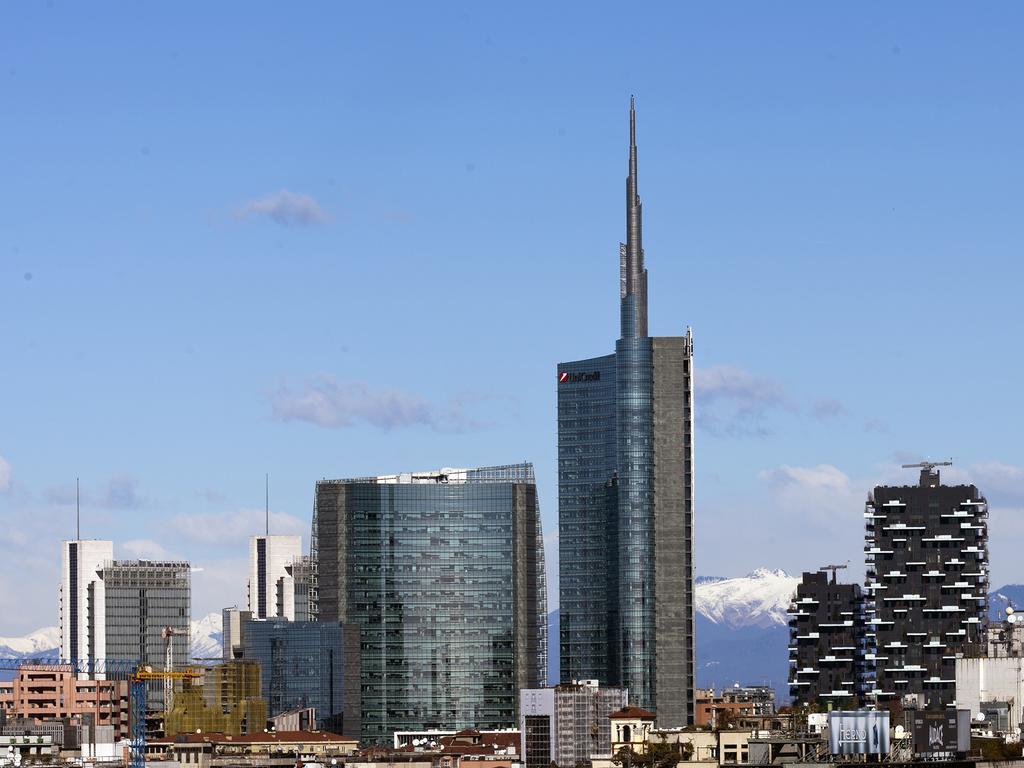 My Bed Montenapoleone Hotel Milan Exterior photo